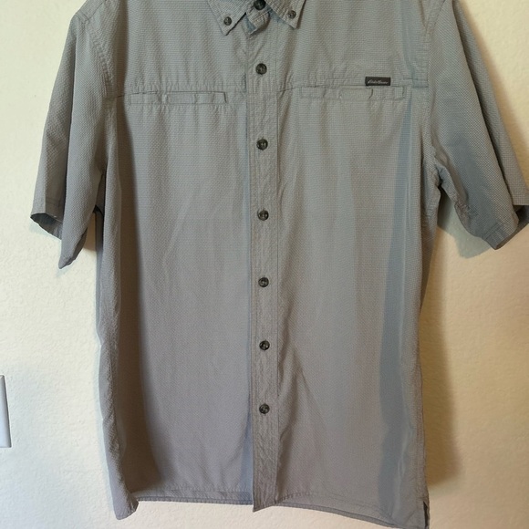 Eddie Bauer Men's Size Medium Travex Free Dry Short Sleeve Button Down Shirt - Picture 6 of 10